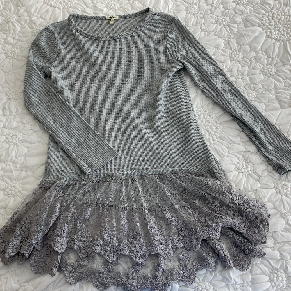 "dylan"- 3/4 sleeve gray blouse (XS)